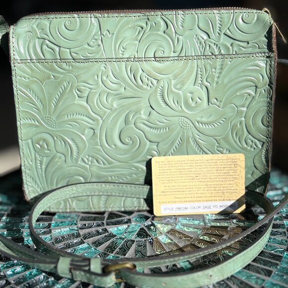 Patricia Nash Vallata Burnished Tooled Italian Leather Crossbody in Sage Green! - Picture 1 of 5